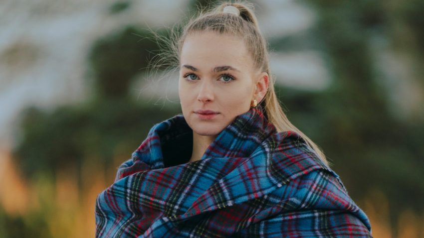 Discover the latest new designs scarves for fashionistas. Elevate your style with our unique collection that’s perfect for every occasion!